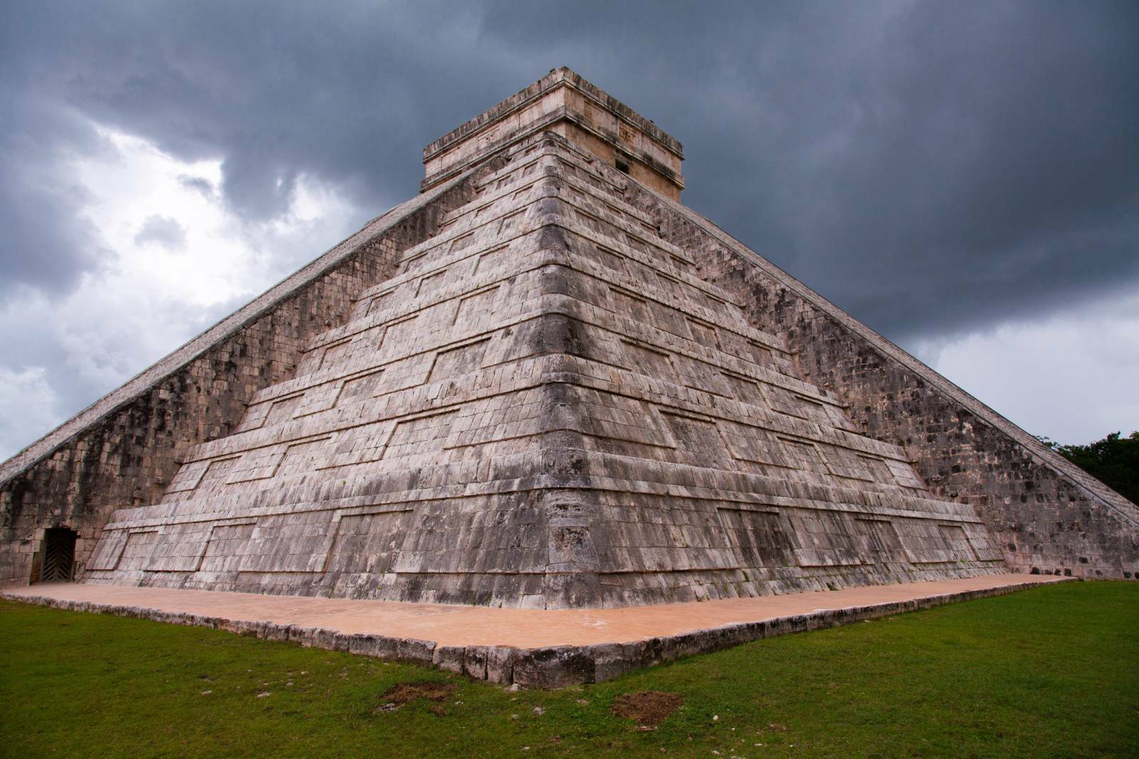0-02-01-7c2a2af92be6 COMMENT VIVENT LES MAYAS ET OU LES VISITER